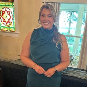 Meet your Posher, Claudia